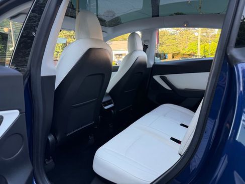 Used 2020 Tesla Model Y Long Range AWD/4WD image 30