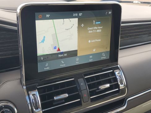 Used 2021 Lincoln Navigator Black Label w/ Cargo Convenience Package image 16