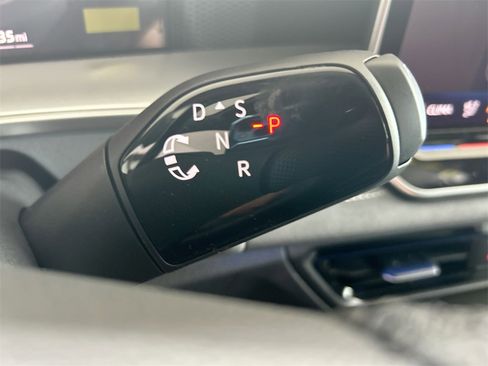 New 2026 Volkswagen Tiguan SE R-Line image 34