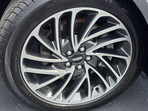 Used 2019 Lincoln Nautilus Reserve w/ Driver Assistance Package AWD/4WD image 10