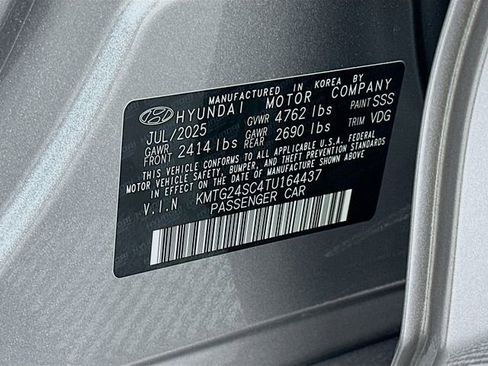 Certified 2026 Genesis G70 2.5T Prestige RWD image 34