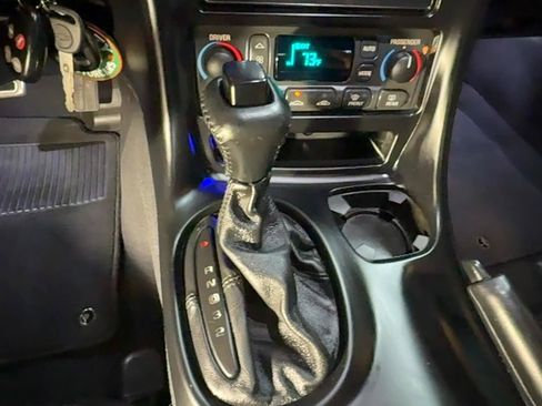 Used 1998 Chevrolet Corvette Convertible w/ Memory Pkg RWD image 29