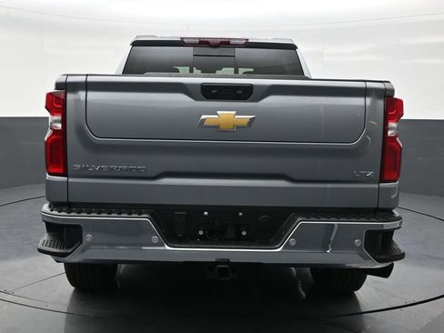 Used 2025 Chevrolet Silverado 1500 LTZ w/ Technology Package RWD image 4