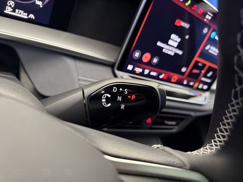 New 2026 Volkswagen Tiguan SE image 24