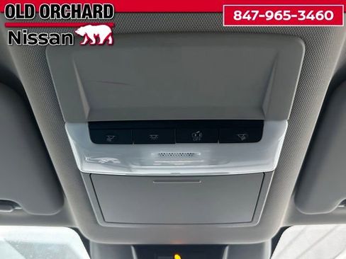 Used 2023 Nissan Rogue S AWD/4WD image 16
