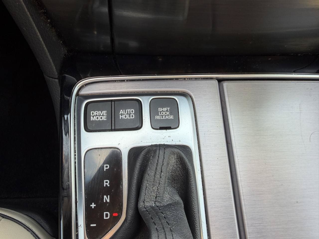 Used 2016 Hyundai Equus Signature RWD image 19