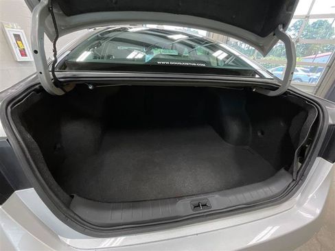 Used 2022 Nissan Altima 2.5 SV AWD/4WD image 22