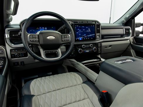 Used 2024 Ford F250 Limited w/ FX4 Off-Road Package AWD/4WD image 42