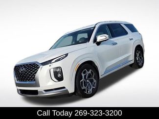 Used 2021 Hyundai Palisade Calligraphy video 2