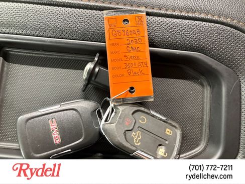 Used 2020 GMC Sierra 3500 AT4 w/ AT4 Premium Package image 21