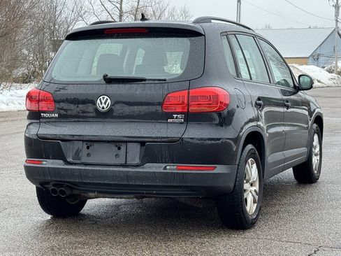 Used 2017 Volkswagen Tiguan S AWD/4WD image 5
