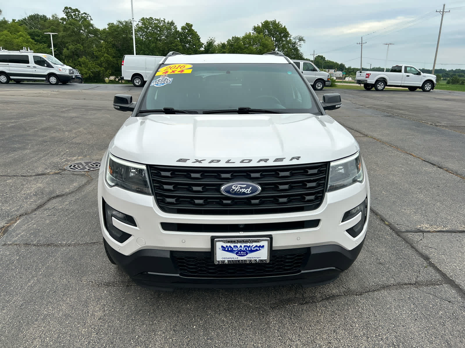 Used 2016 Ford Explorer Sport w/ Equipment Group 401A AWD/4WD image 9
