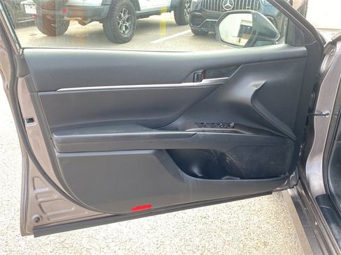 Used 2023 Toyota Camry LE image 18