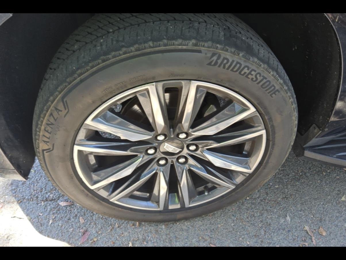 Used 2021 Cadillac Escalade ESV Sport w/ Driver Assist Tech Package AWD/4WD image 24