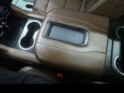 Used 2023 Chevrolet Suburban High Country w/ Advanced Technology Package image 26