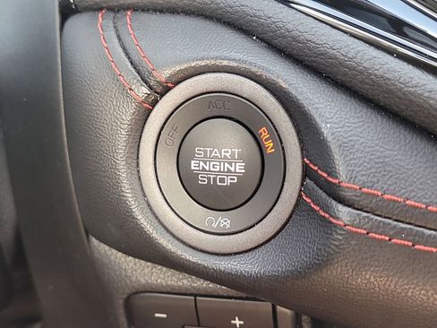 Used 2024 Dodge Durango GT RWD image 34