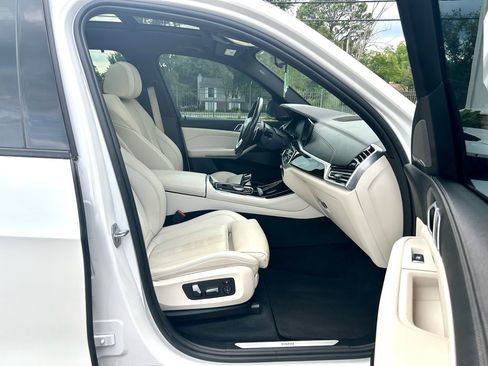 Used 2019 BMW X5 xDrive40i w/ Premium Package 2 image 22