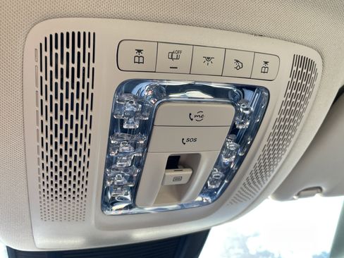 Certified 2023 Mercedes-Benz GLS 450 4MATIC image 38