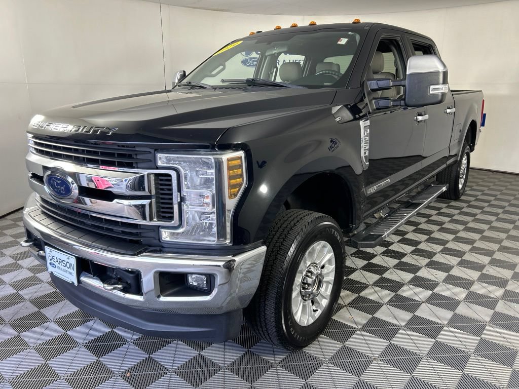 Used 2019 Ford F250 XLT w/ XLT Premium Package AWD/4WD image 1