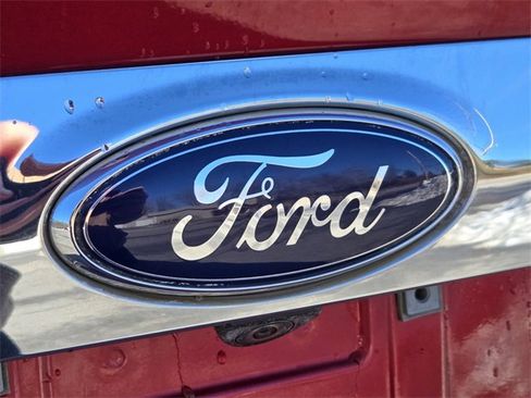 Used 2016 Ford Escape SE w/ SE Chrome Package image 16