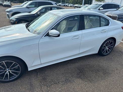 Used 2019 BMW 330i Sedan RWD image 8