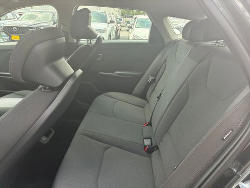 Used 2025 Kia K4 FWD image 21