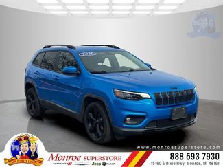 Used 2020 Jeep Cherokee Latitude Plus video 1
