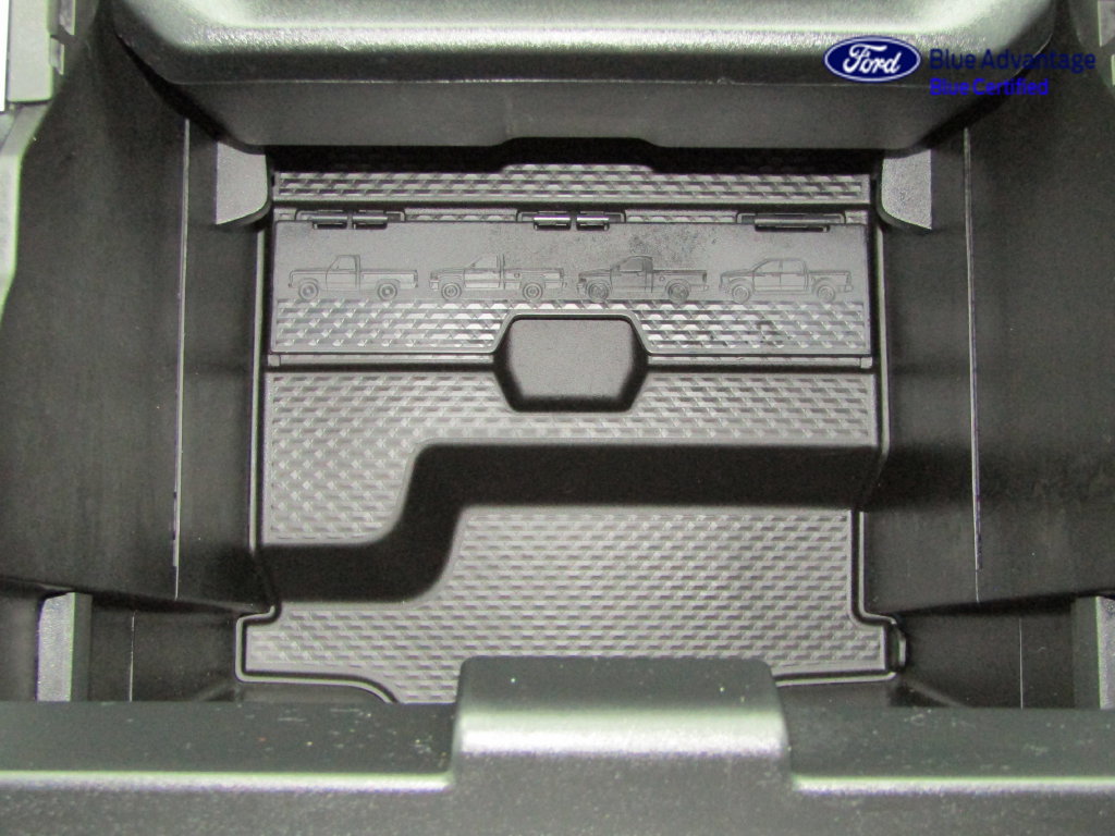 Used 2025 RAM 1500 4x4 Crew Cab image 44