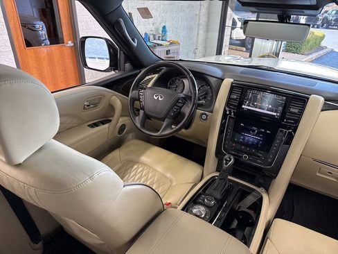 Used 2021 INFINITI QX80 Sensory w/ All-Season Package image 51