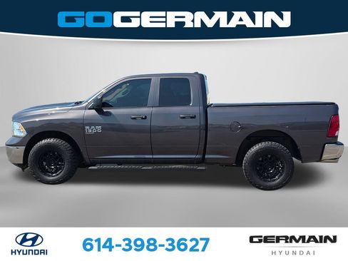 Used 2024 RAM 1500 Classic SLT AWD/4WD image 12