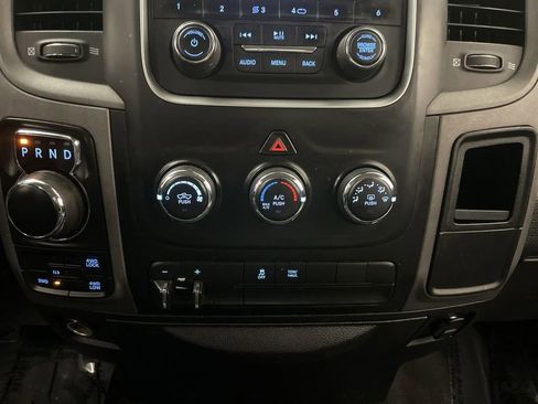Used 2018 RAM 1500 Tradesman AWD/4WD image 10