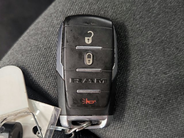 Used 2023 RAM 1500 Big Horn AWD/4WD image 33