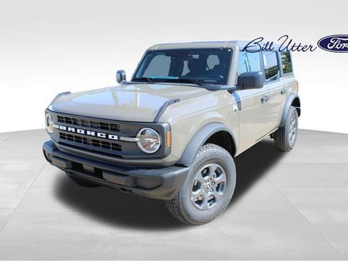 New 2025 Ford Bronco Big Bend image 1
