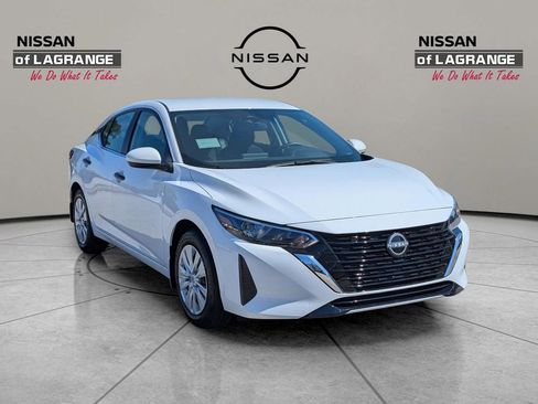 New 2025 Nissan Sentra S image 3