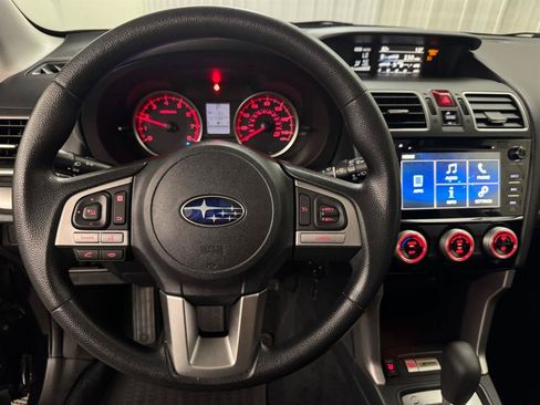 Used 2018 Subaru Forester 2.5i Premium w/ All-Weather Package AWD/4WD image 15