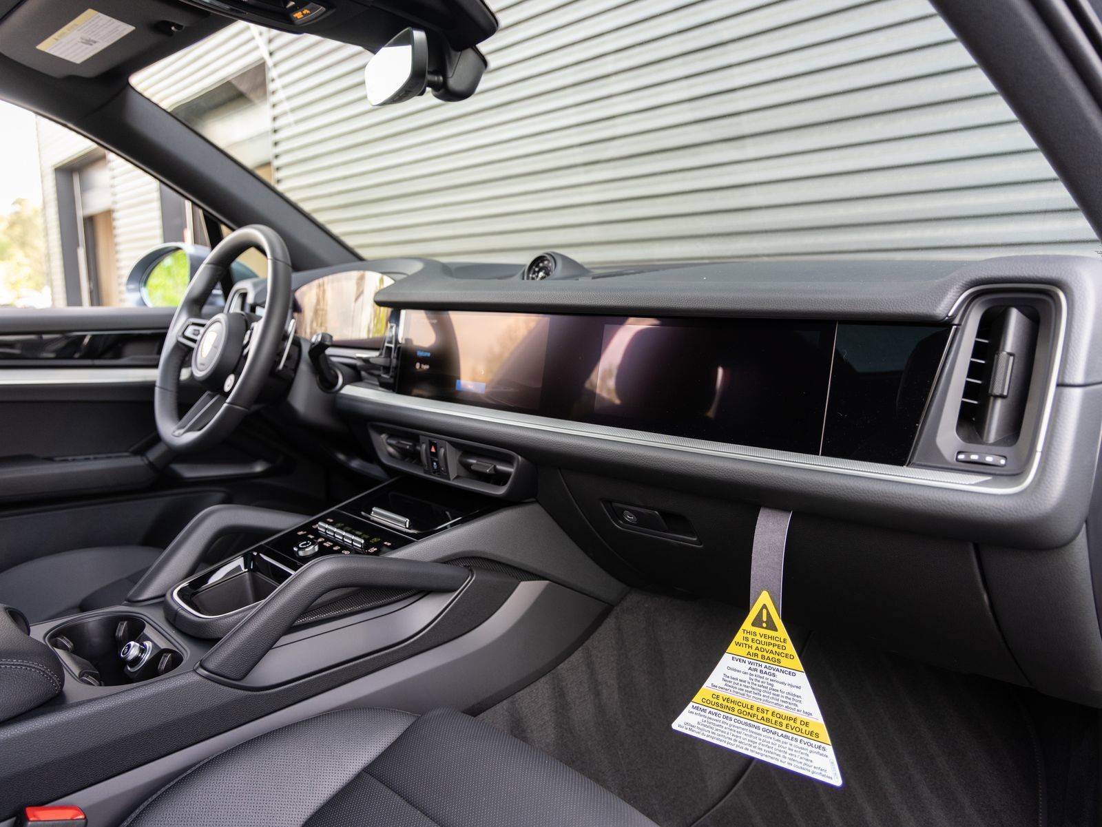 Certified 2026 Porsche Cayenne AWD/4WD image 34