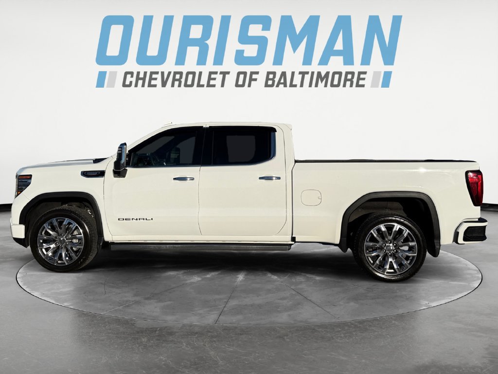 Used 2024 GMC Sierra 1500 Denali w/ Denali Reserve Package AWD/4WD image 3