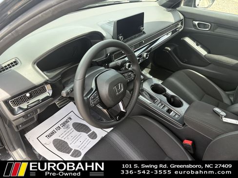 Used 2022 Honda Civic Sport image 8