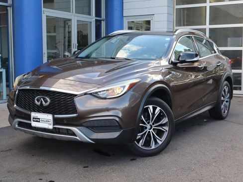 Used 2019 INFINITI QX30 AWD w/ Navigation Package image 1