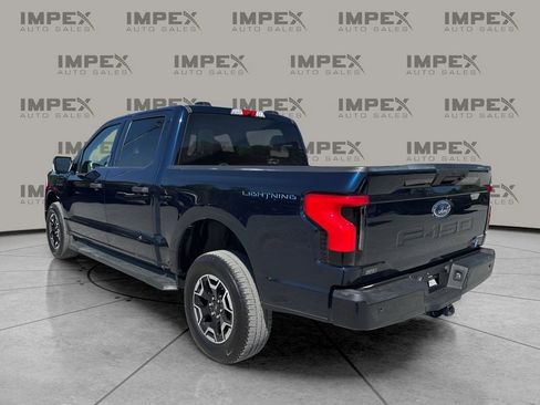 Used 2023 Ford F150 Lightning XLT image 3
