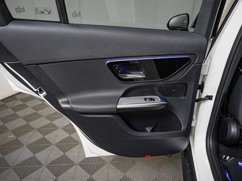 Certified 2026 Mercedes-Benz GLC 300 4MATIC image 24