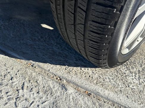 Used 2019 Chevrolet Impala LT image 10