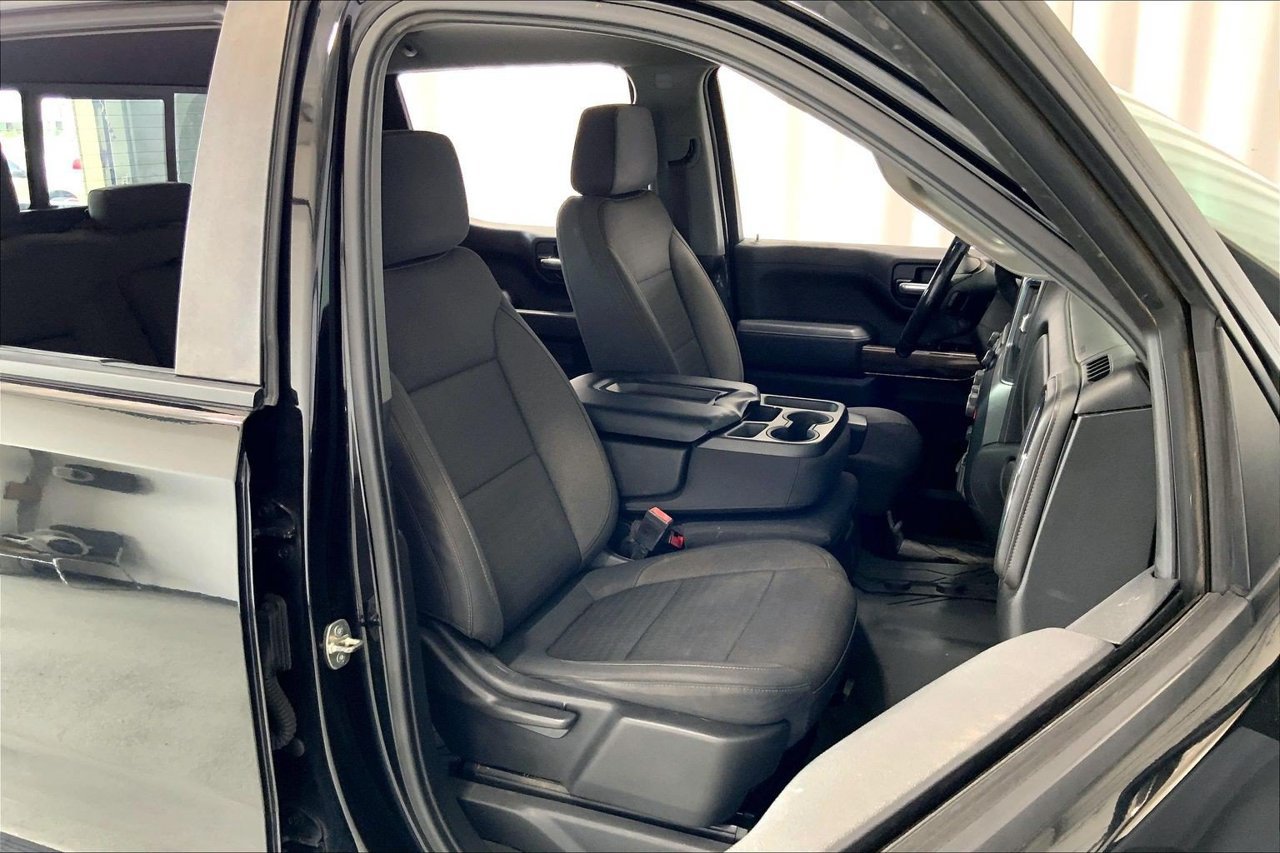 Used 2020 Chevrolet Silverado 1500 LT w/ Texas Edition RWD image 16