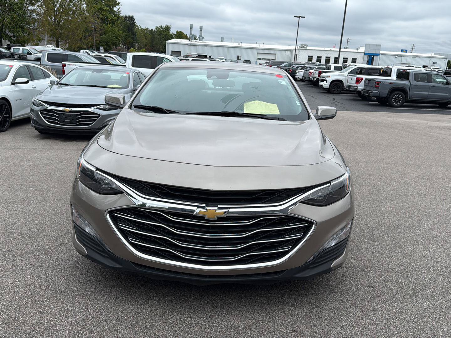 Used 2023 Chevrolet Malibu LT FWD image 8
