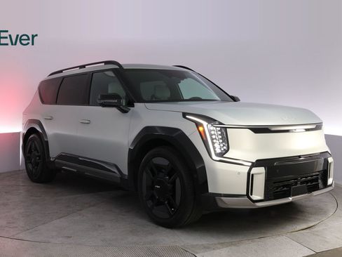 Used 2024 Kia EV9 GT-Line AWD/4WD image 13