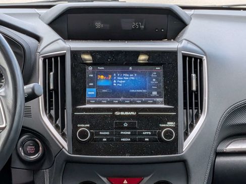Certified 2024 Subaru Forester Premium AWD/4WD image 17