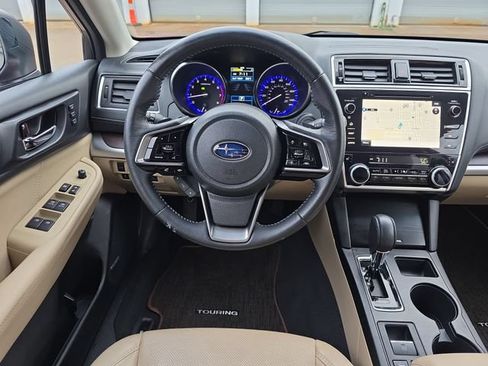Used 2019 Subaru Outback 2.5i Limited AWD/4WD image 17
