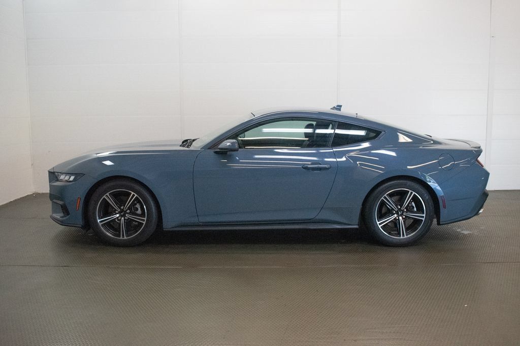 Used 2024 Ford Mustang Premium RWD image 7