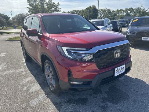 Used 2023 Honda Passport EX-L image 2