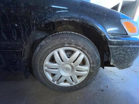 Used 2001 Toyota Camry LE image 17